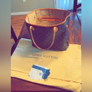 Authentic Louis Vuitton Neverfull MM M40156 Brown Monogram
